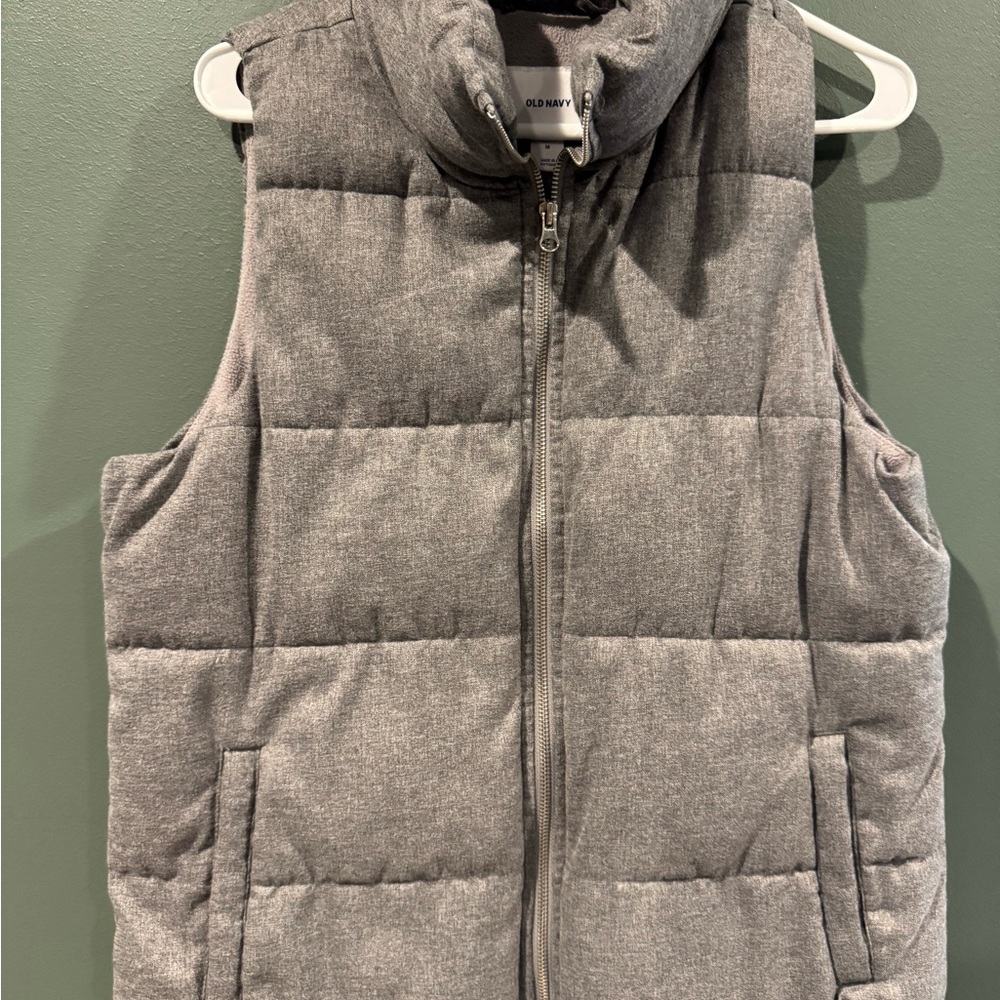 Old Navy Charcoal Puffer Vest
